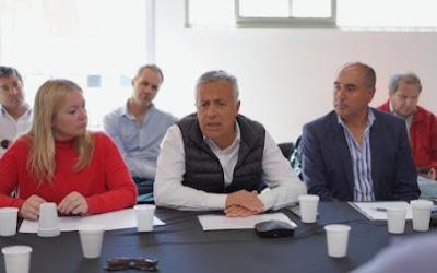 La FEM recibió al candidato a gobernador de Cambia Mendoza, Alfredo Cornejo